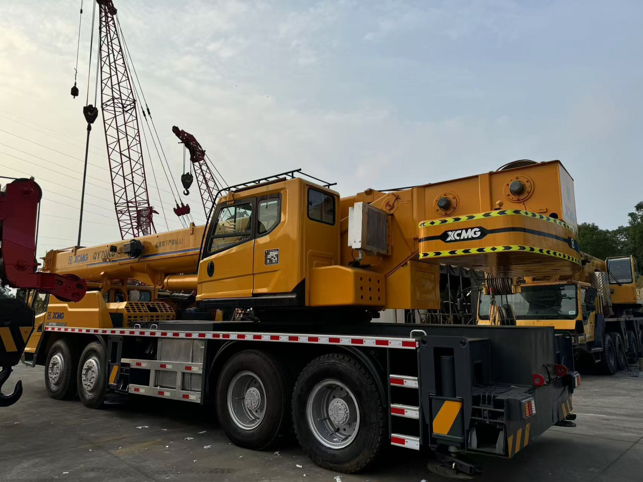 XCMG QY70K - Mobiele kraan: afbeelding 2 XCMG QY70K - Mobiele kraan: afbeelding 2