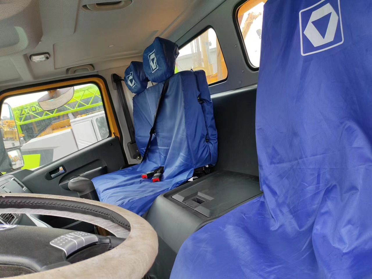 XCMG QY75K - Mobiele kraan: afbeelding 5 XCMG QY75K - Mobiele kraan: afbeelding 5