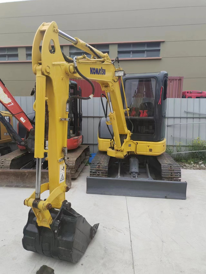 Komatsu pc40 - Minigraafmachine: afbeelding 2 Komatsu pc40 - Minigraafmachine: afbeelding 2