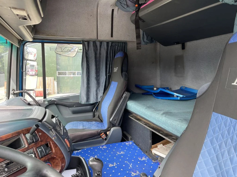 Trekker DAF XF 95.530 Tractor unit: afbeelding 12
