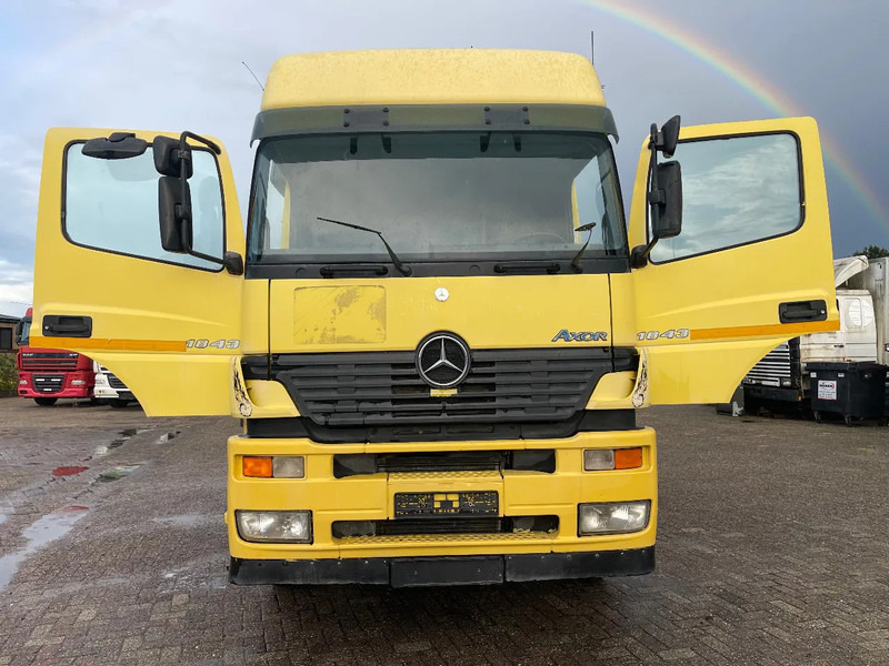 Mercedes-Benz Axor 1843 Tractor unit - Trekker: afbeelding 2 Mercedes-Benz Axor 1843 Tractor unit - Trekker: afbeelding 2