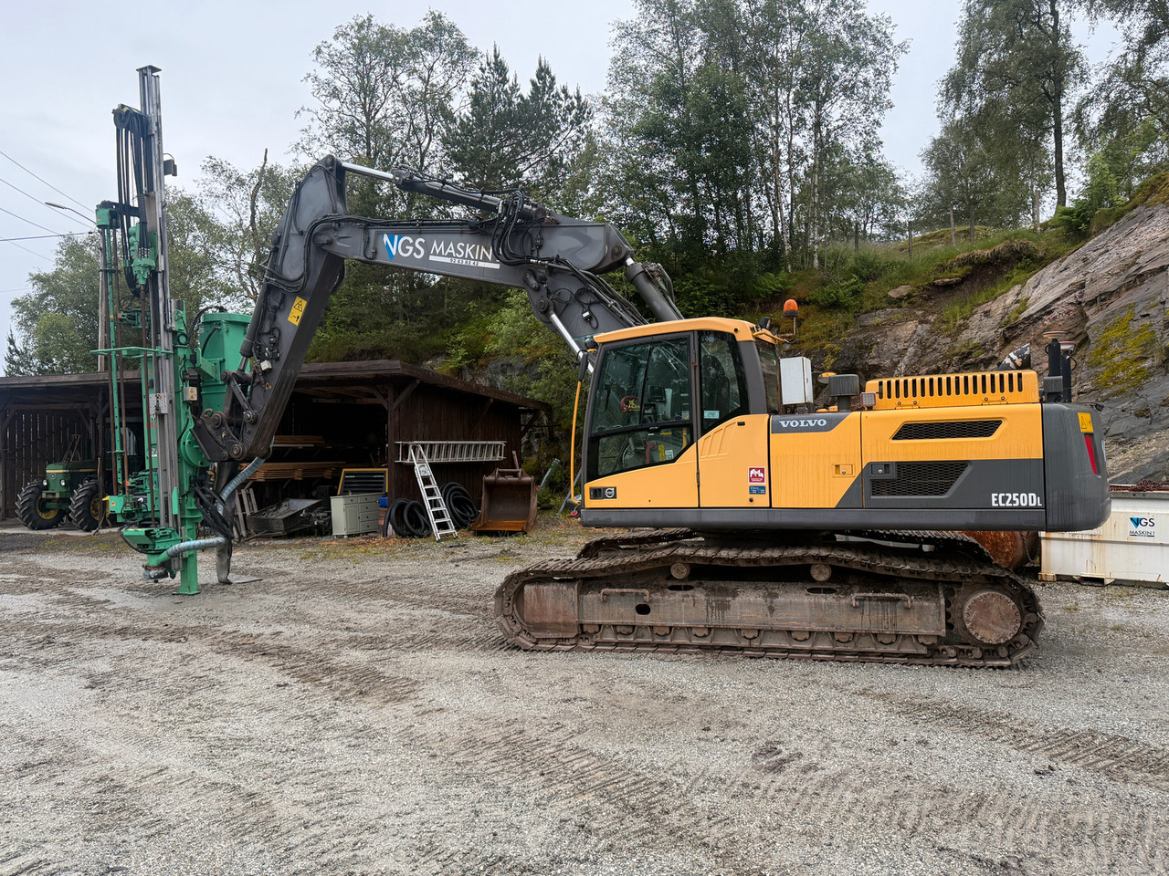 Volvo EC250DL med Montabert tårn - Rupsgraafmachine: afbeelding 3 Volvo EC250DL med Montabert tårn - Rupsgraafmachine: afbeelding 3
