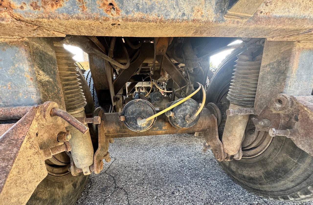 SEMIRIMORCHIO RIBALTABILE MINERVA - Andere machine: afbeelding 4 SEMIRIMORCHIO RIBALTABILE MINERVA - Andere machine: afbeelding 4