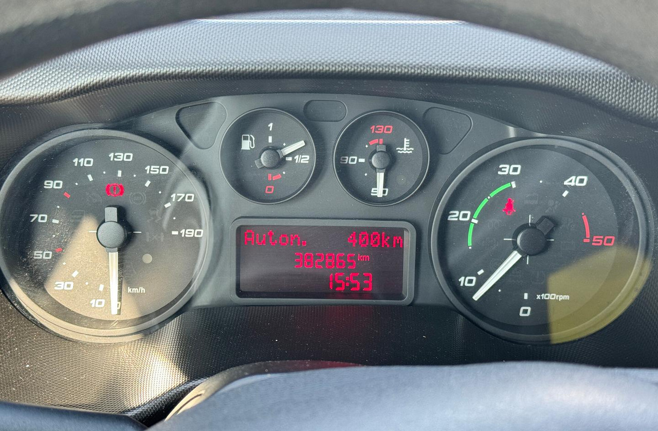 IVECO DAILY 35S15 - FRIGO FRC - PATENTE B - Koelwagen: afbeelding 5 IVECO DAILY 35S15 - FRIGO FRC - PATENTE B - Koelwagen: afbeelding 5