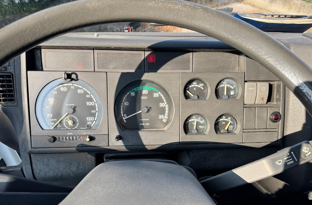 Iveco Eurocargo 150E23 con Gru HIAB - Vrachtwagen met open laadbak, Kraanwagen: afbeelding 4 Iveco Eurocargo 150E23 con Gru HIAB - Vrachtwagen met open laadbak, Kraanwagen: afbeelding 4