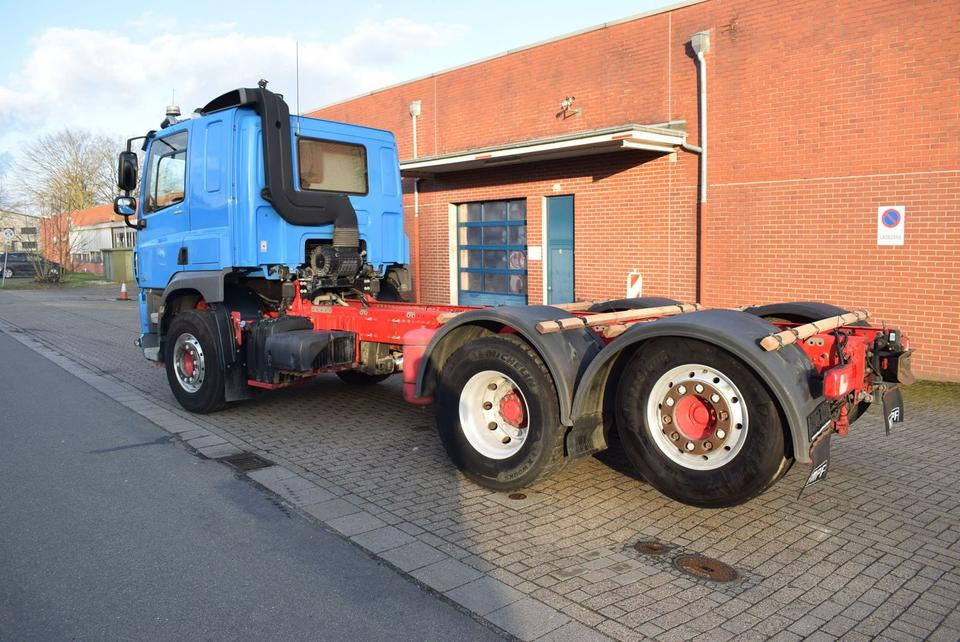 DAF  CF 450 6x2 Fahrgestell Klima Navi Lift Retarder - Chassis vrachtwagen: afbeelding 5 DAF  CF 450 6x2 Fahrgestell Klima Navi Lift Retarder - Chassis vrachtwagen: afbeelding 5