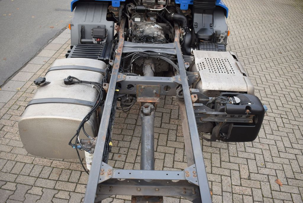 Chassis vrachtwagen DAF  LF 280 Fahrgestell Klima Navi 8-Gang ACC AHK: afbeelding 17