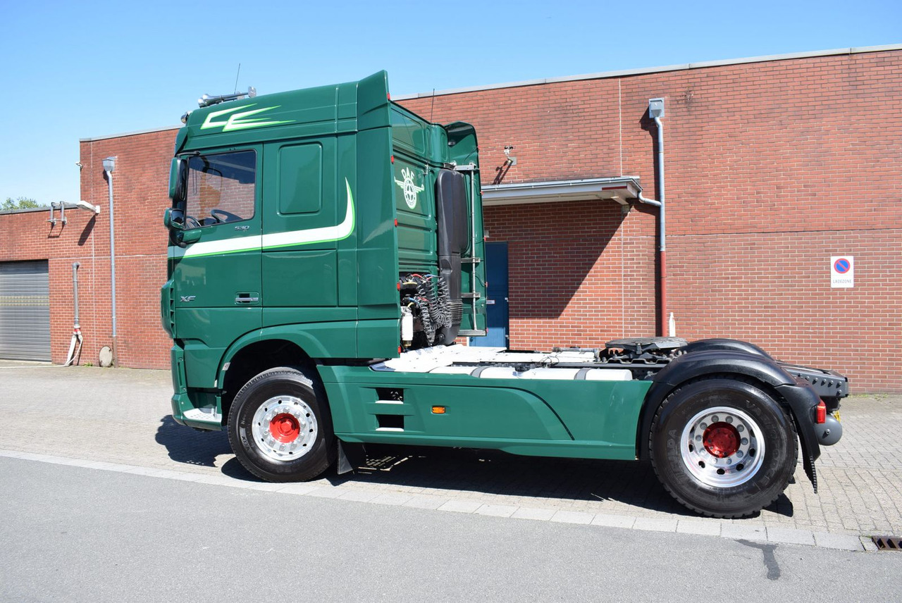 DAF XF 530 FT Retarder Leder Standklima Hydraulik - Trekker: afbeelding 4 DAF XF 530 FT Retarder Leder Standklima Hydraulik - Trekker: afbeelding 4