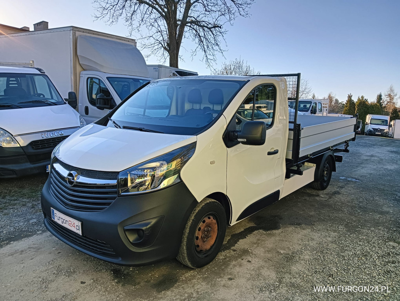 Kipper bestelwagen OPEL VIVARO WYWROTKA KIPER Z NAJAZDAMI NR 632: afbeelding 8