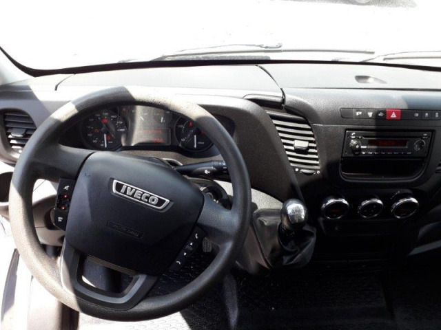 IVECO 35S15V - Gesloten bestelwagen: afbeelding 2 IVECO 35S15V - Gesloten bestelwagen: afbeelding 2