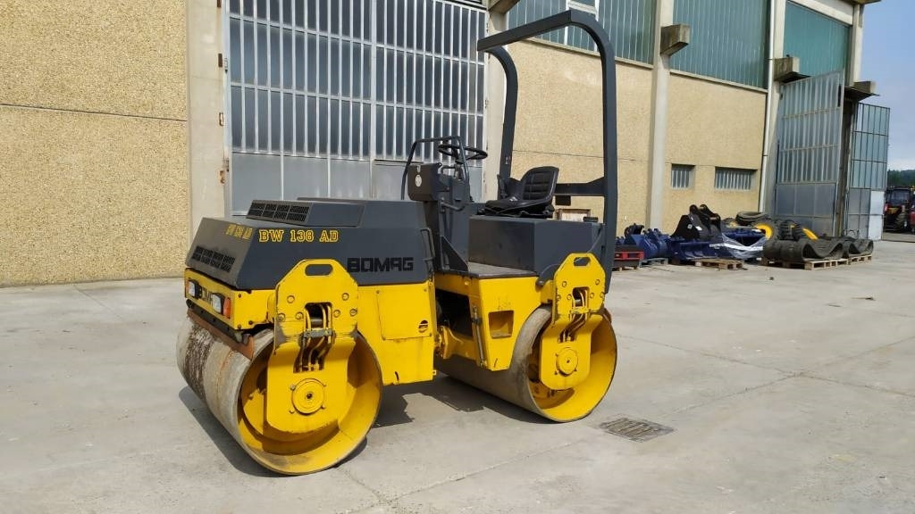 Bomag BW 138 AD - Asfaltwals: afbeelding 1 Bomag BW 138 AD - Asfaltwals: afbeelding 1