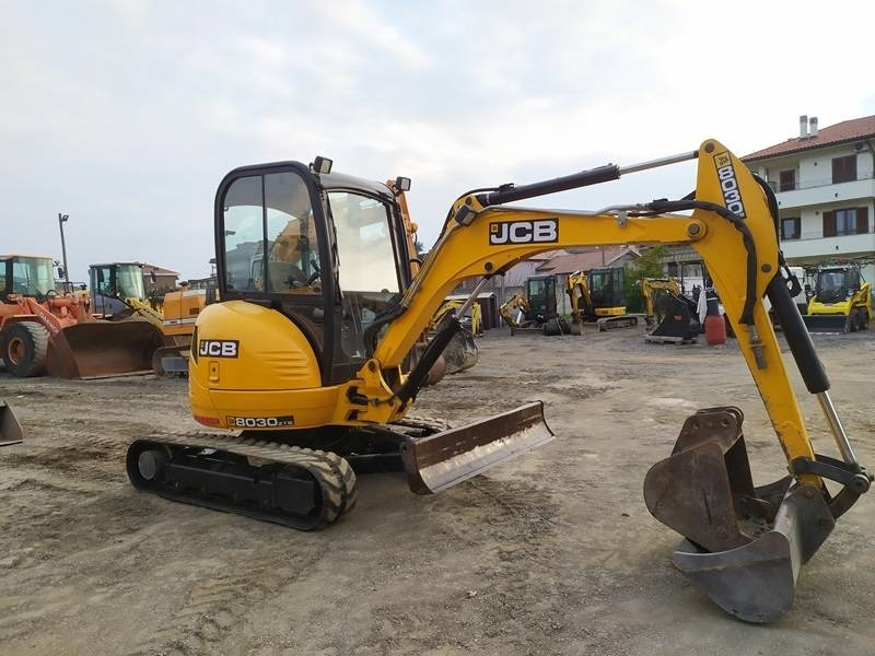 JCB 8030 ZTS - Minigraafmachine: afbeelding 5 JCB 8030 ZTS - Minigraafmachine: afbeelding 5