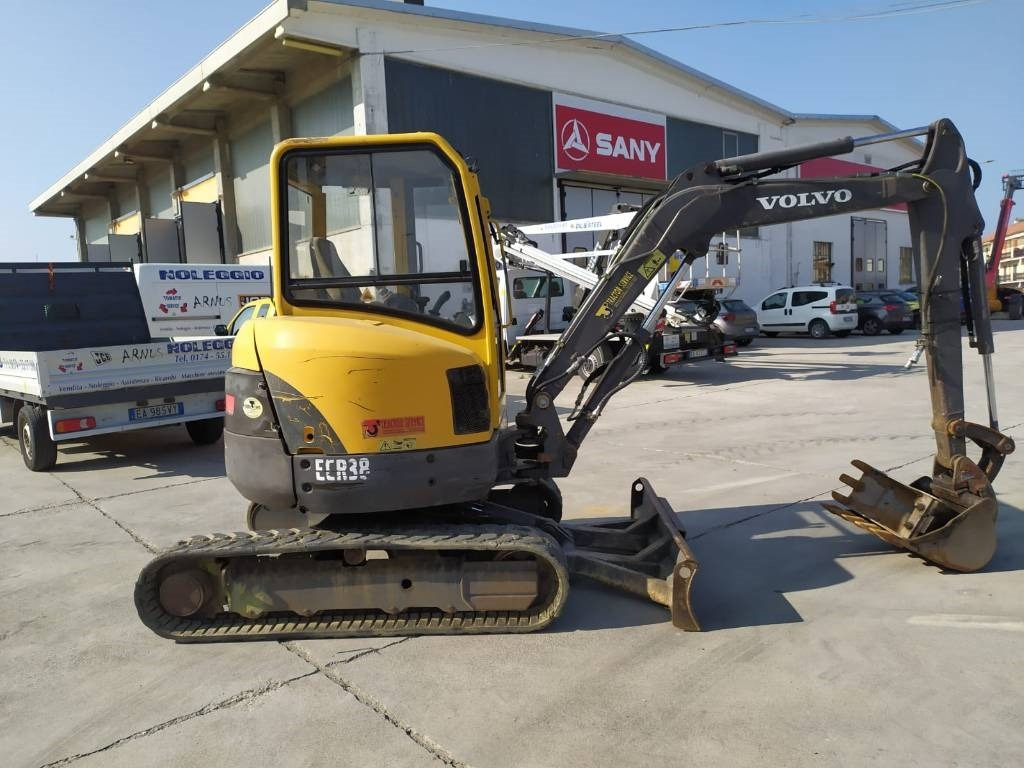 Volvo ECR 38 - Minigraafmachine: afbeelding 5 Volvo ECR 38 - Minigraafmachine: afbeelding 5