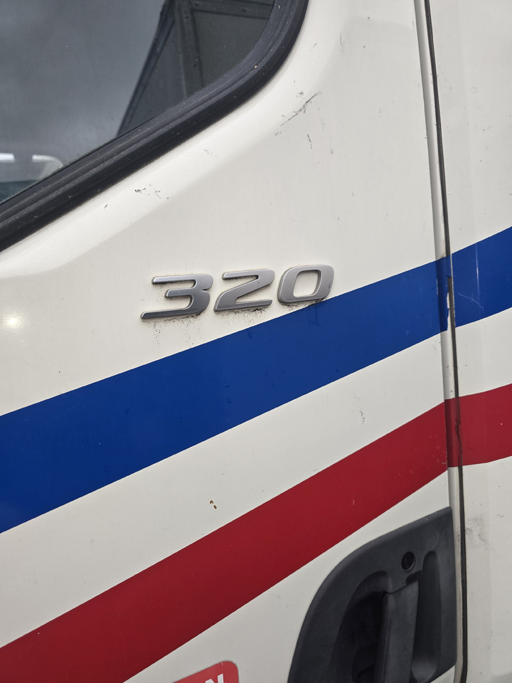 DAF LF 320 - Bakwagen: afbeelding 2 DAF LF 320 - Bakwagen: afbeelding 2