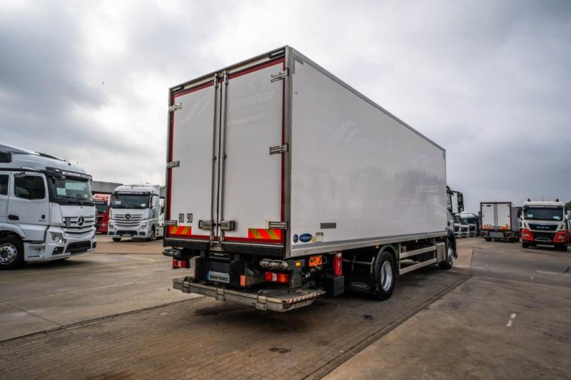 Mercedes ANTOS 1833 +CARRIER SUPRA MULTI 1250Mt+DHOLLANDIA 2.5T - Koelwagen vrachtwagen: afbeelding 4 Mercedes ANTOS 1833 +CARRIER SUPRA MULTI 1250Mt+DHOLLANDIA 2.5T - Koelwagen vrachtwagen: afbeelding 4