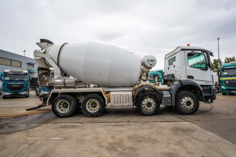 Mercedes AROCS 3240 + STETTER 9m3 - Betonmixer: afbeelding 3 Mercedes AROCS 3240 + STETTER 9m3 - Betonmixer: afbeelding 3