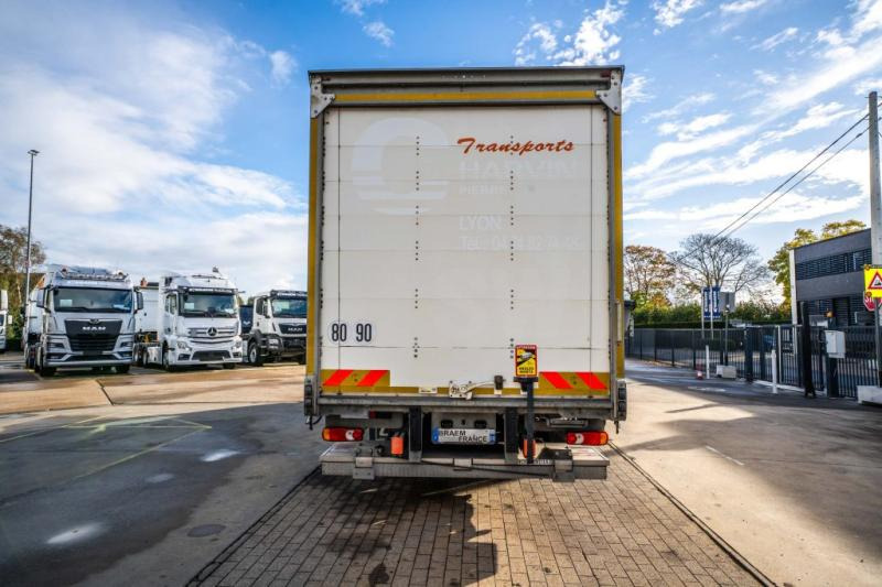 Renault D WIDE 250 DXI (12T)+DHOLLANDIA - Bakwagen: afbeelding 5 Renault D WIDE 250 DXI (12T)+DHOLLANDIA - Bakwagen: afbeelding 5