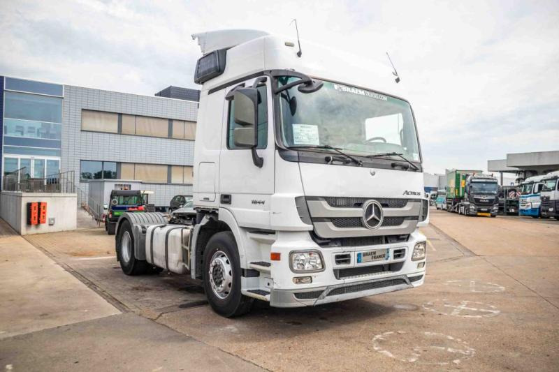 Mercedes ACTROS 1844 LS-MP3+E5+VOITH - Trekker: afbeelding 2 Mercedes ACTROS 1844 LS-MP3+E5+VOITH - Trekker: afbeelding 2