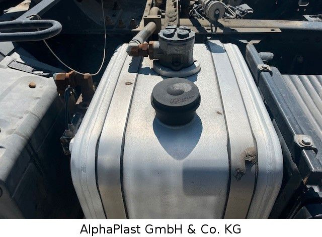 MAN 18.400 / 4x2 Hydraulik Orginal KM TipTop 18.400 / 4x2 Hydraulik Orginal KM TipTop - Trekker: afbeelding 4 MAN 18.400 / 4x2 Hydraulik Orginal KM TipTop 18.400 / 4x2 Hydraulik Orginal KM TipTop - Trekker: afbeelding 4