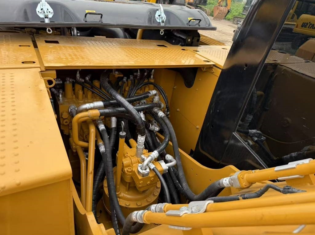 CAT 320D2  - Rupsgraafmachine: afbeelding 2 CAT 320D2  - Rupsgraafmachine: afbeelding 2