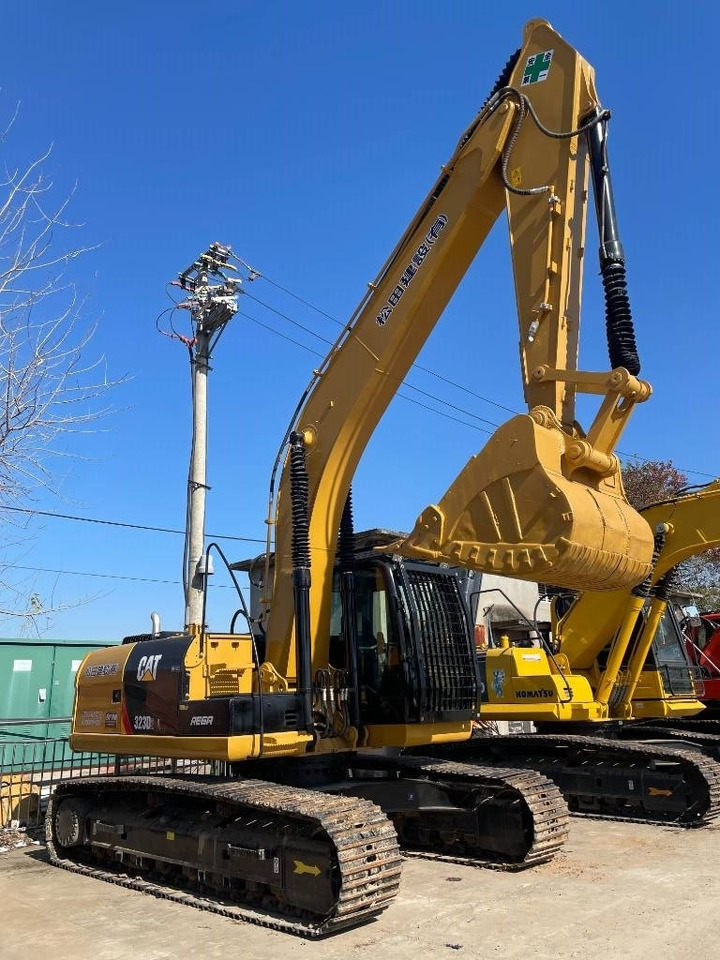 CAT 323D2 - Rupsgraafmachine: afbeelding 2 CAT 323D2 - Rupsgraafmachine: afbeelding 2