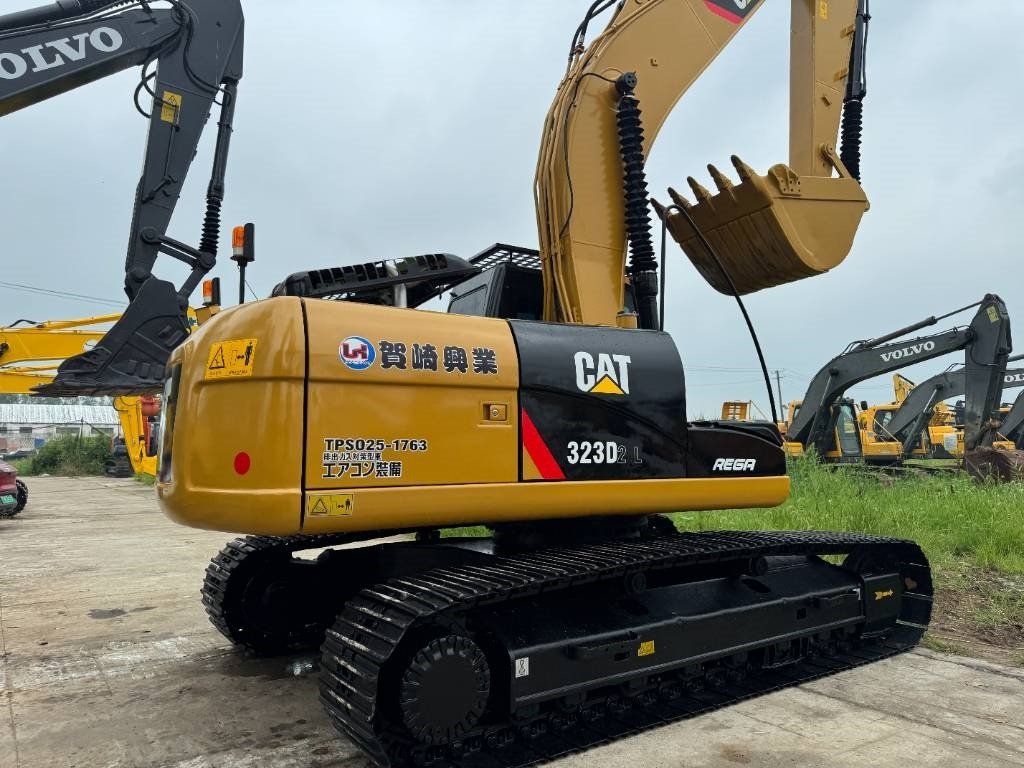 CAT 323D2 - Rupsgraafmachine: afbeelding 2 CAT 323D2 - Rupsgraafmachine: afbeelding 2