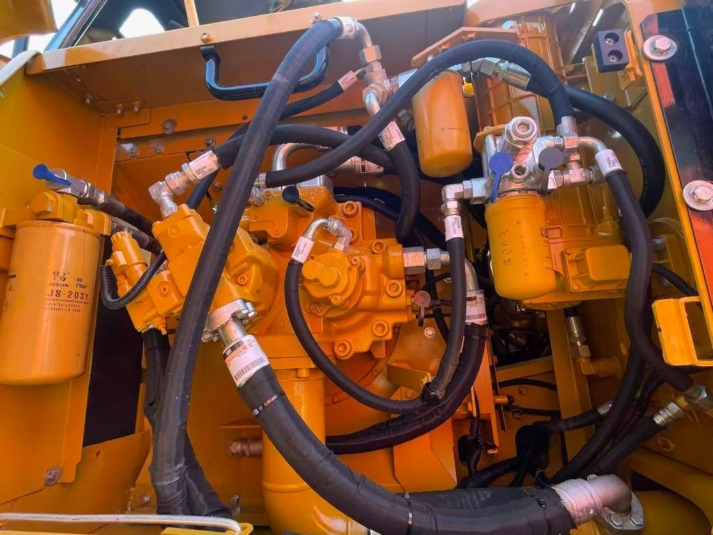 CAT 330D2 - Rupsgraafmachine: afbeelding 5 CAT 330D2 - Rupsgraafmachine: afbeelding 5