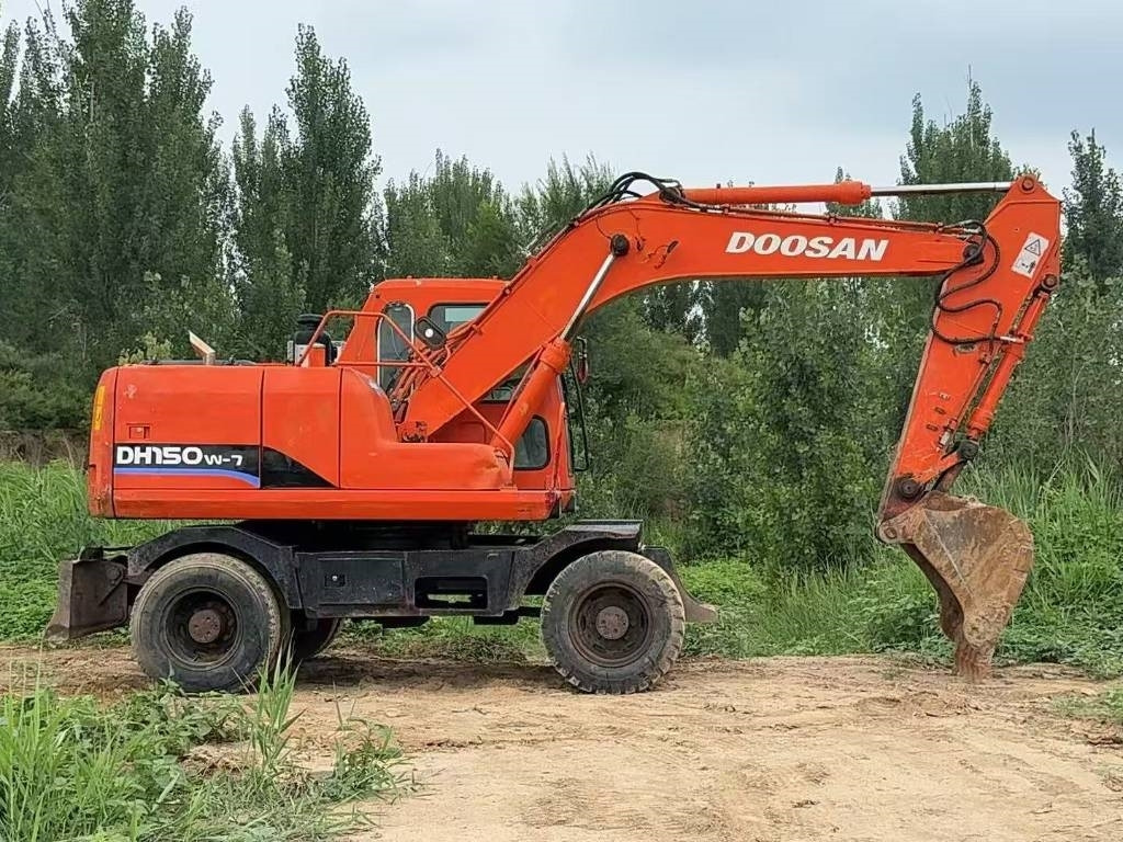 Doosan DH 150 W-7 - Mobiele graafmachine: afbeelding 2 Doosan DH 150 W-7 - Mobiele graafmachine: afbeelding 2