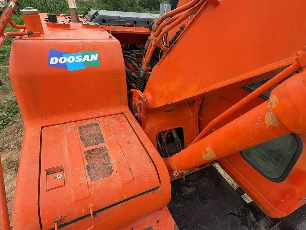 Doosan DH 150 W-7 - Mobiele graafmachine: afbeelding 4 Doosan DH 150 W-7 - Mobiele graafmachine: afbeelding 4