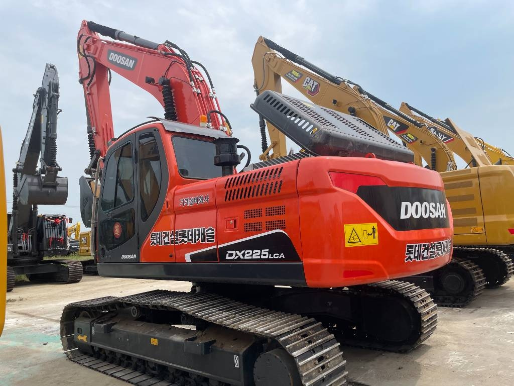 Doosan DX225LCA - Rupsgraafmachine: afbeelding 1 Doosan DX225LCA - Rupsgraafmachine: afbeelding 1