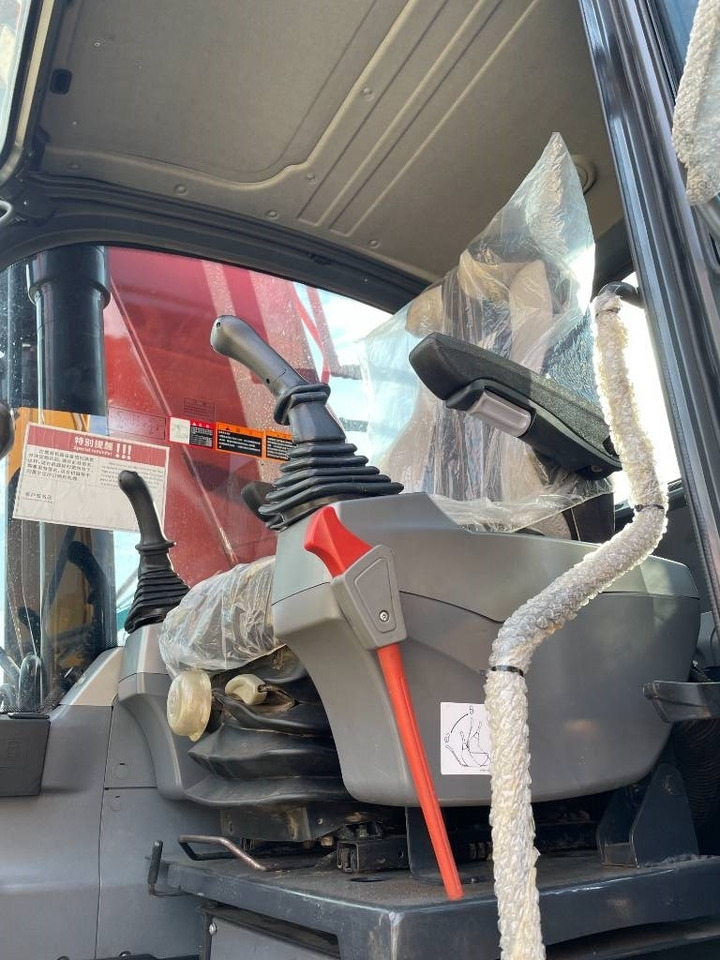 Doosan DX225LCA - Rupsgraafmachine: afbeelding 2 Doosan DX225LCA - Rupsgraafmachine: afbeelding 2