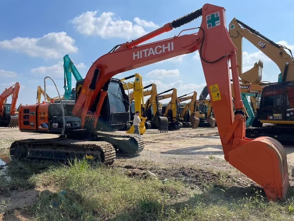 Hitachi ZX 120  - Rupsgraafmachine: afbeelding 5 Hitachi ZX 120  - Rupsgraafmachine: afbeelding 5