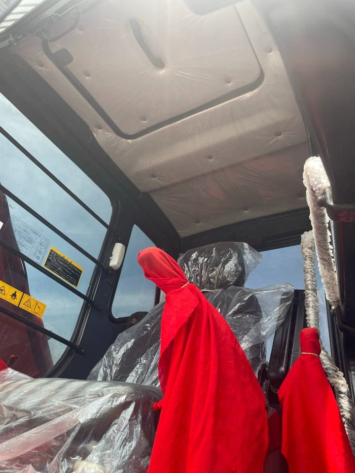 Hitachi ZX 200 - Rupsgraafmachine: afbeelding 4 Hitachi ZX 200 - Rupsgraafmachine: afbeelding 4