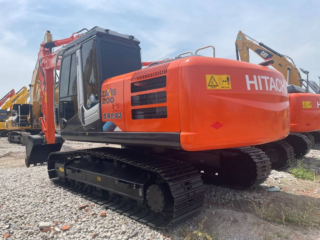 Hitachi ZX 200 - Rupsgraafmachine: afbeelding 1 Hitachi ZX 200 - Rupsgraafmachine: afbeelding 1