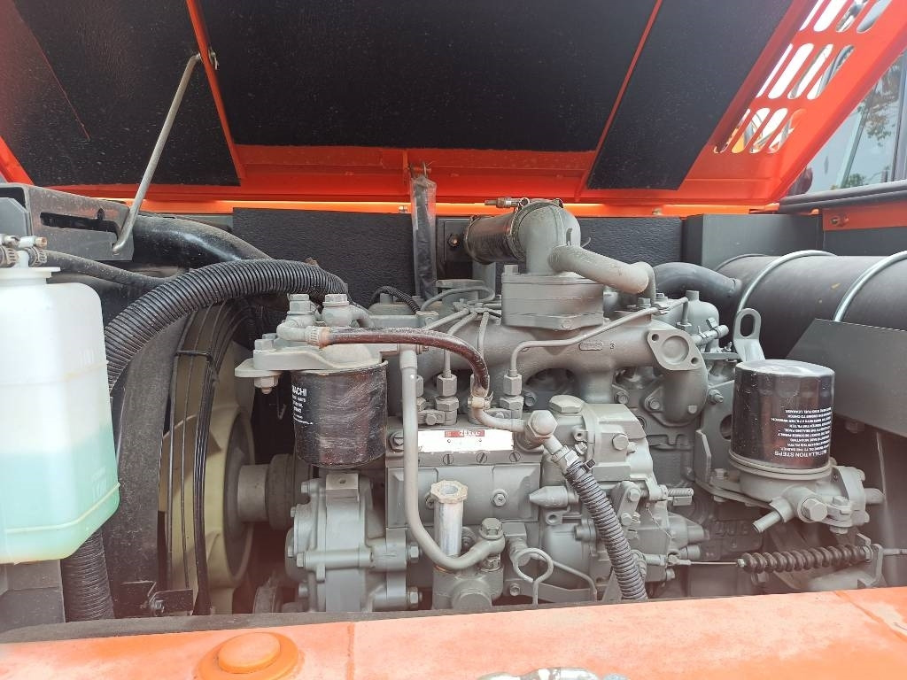 Hitachi ZX 60 - Rupsgraafmachine: afbeelding 4 Hitachi ZX 60 - Rupsgraafmachine: afbeelding 4