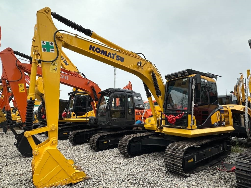 Komatsu PC 130  - Rupsgraafmachine: afbeelding 4 Komatsu PC 130  - Rupsgraafmachine: afbeelding 4