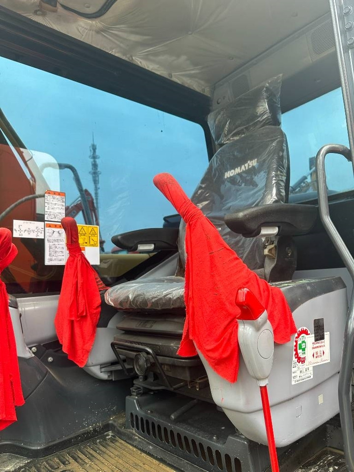 Komatsu PC 130  - Rupsgraafmachine: afbeelding 3 Komatsu PC 130  - Rupsgraafmachine: afbeelding 3