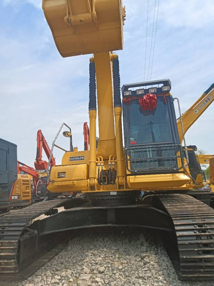 Komatsu PC 240 - Rupsgraafmachine: afbeelding 1 Komatsu PC 240 - Rupsgraafmachine: afbeelding 1