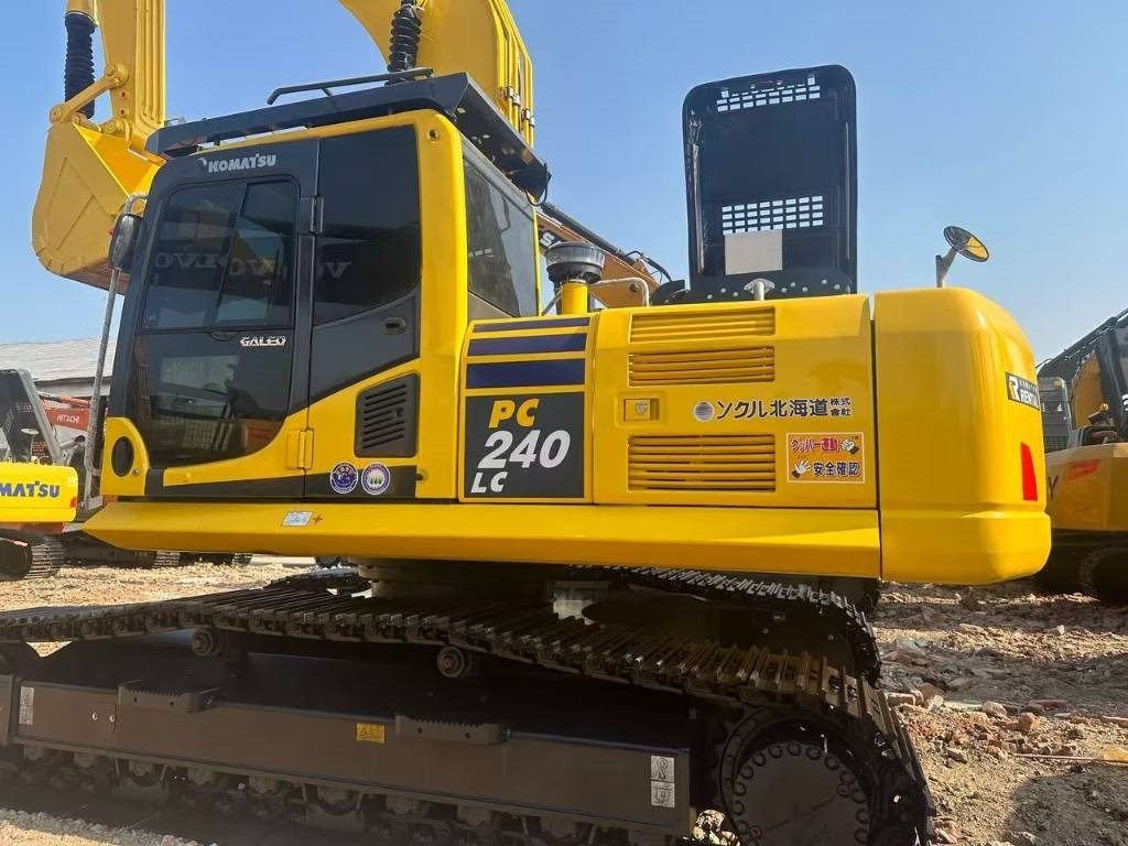 Komatsu PC 240 - Rupsgraafmachine: afbeelding 5 Komatsu PC 240 - Rupsgraafmachine: afbeelding 5
