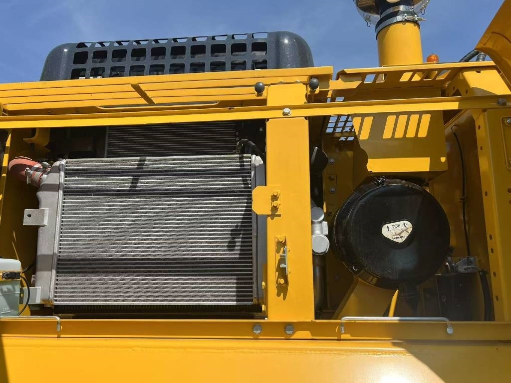 Komatsu PC 300 - Rupsgraafmachine: afbeelding 2 Komatsu PC 300 - Rupsgraafmachine: afbeelding 2