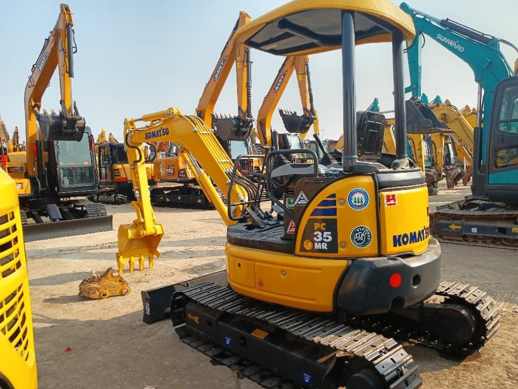 Komatsu PC 35 - Minigraafmachine: afbeelding 3 Komatsu PC 35 - Minigraafmachine: afbeelding 3