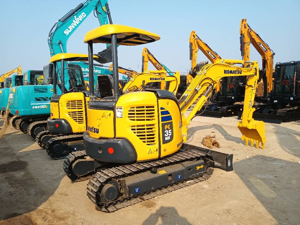 Komatsu PC 35 - Minigraafmachine: afbeelding 1 Komatsu PC 35 - Minigraafmachine: afbeelding 1