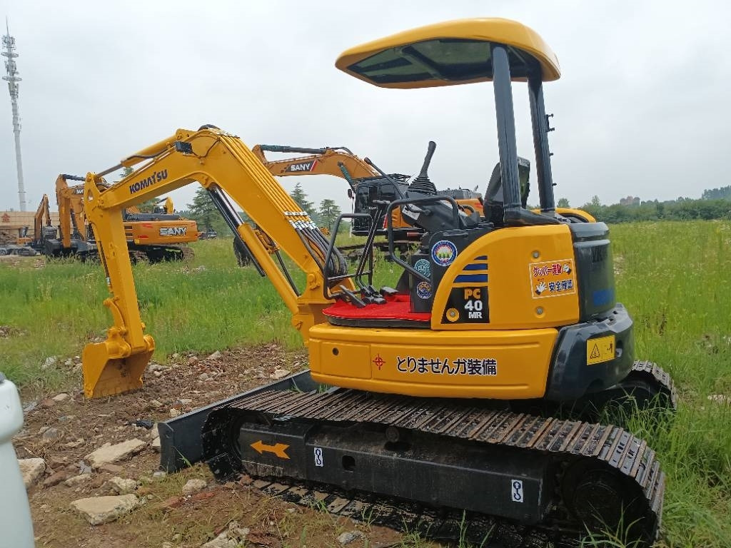 Komatsu PC 40  - Rupsgraafmachine: afbeelding 2 Komatsu PC 40  - Rupsgraafmachine: afbeelding 2