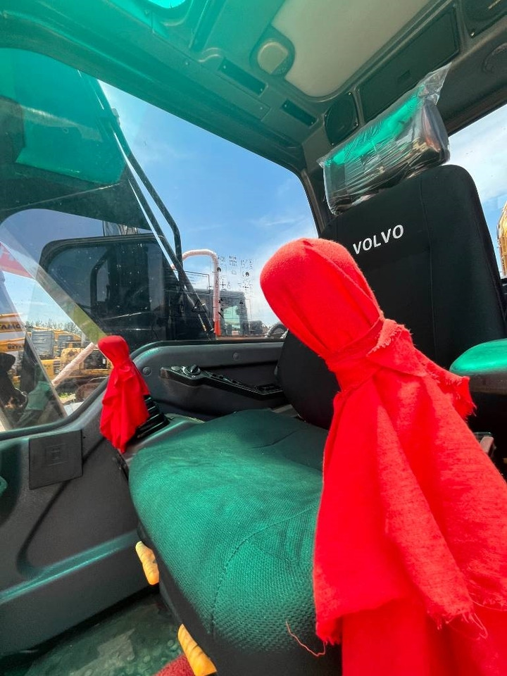 Volvo EC 140 - Rupsgraafmachine: afbeelding 4 Volvo EC 140 - Rupsgraafmachine: afbeelding 4