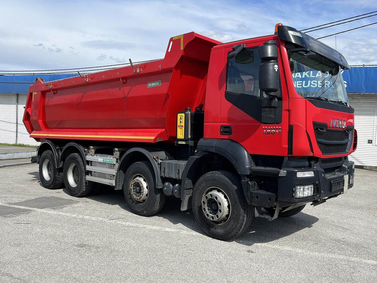 Iveco TRAKKER 8x4, 450, Sklápač - Kipper vrachtwagen: afbeelding 1 Iveco TRAKKER 8x4, 450, Sklápač - Kipper vrachtwagen: afbeelding 1