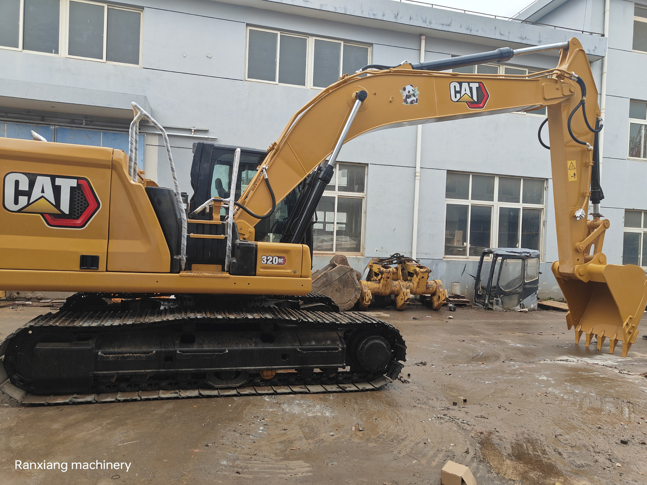 CATERPILLAR 320GC - Rupsgraafmachine: afbeelding 2 CATERPILLAR 320GC - Rupsgraafmachine: afbeelding 2