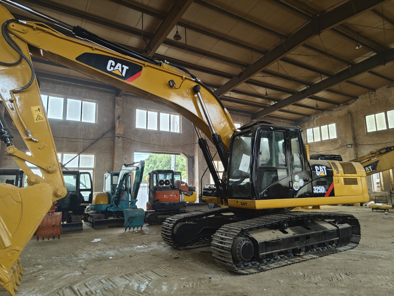 Rupsgraafmachine CATERPILLAR 325D Used cat 325 excavator cheap sale: afbeelding 6