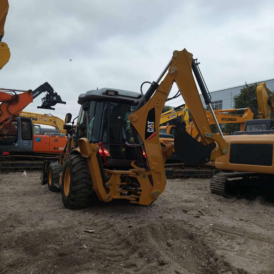 CATERPILLAR 420F - Graaflaadmachine: afbeelding 3 CATERPILLAR 420F - Graaflaadmachine: afbeelding 3