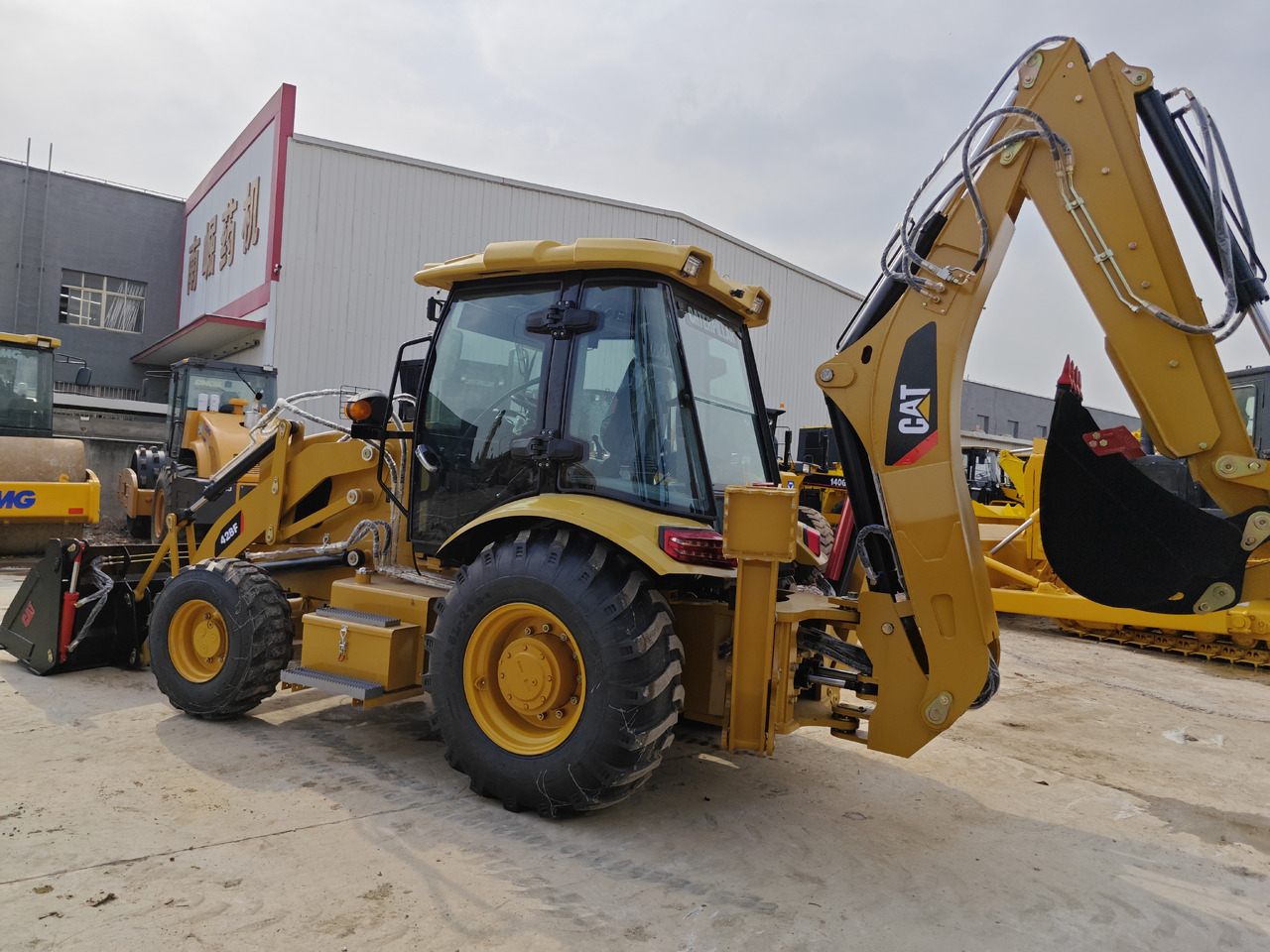 CATERPILLAR 428F backhoe loader - Graaflaadmachine: afbeelding 3 CATERPILLAR 428F backhoe loader - Graaflaadmachine: afbeelding 3