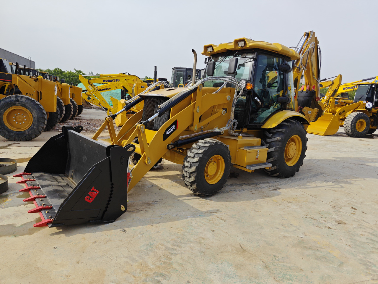 CATERPILLAR 428F backhoe loader - Graaflaadmachine: afbeelding 1 CATERPILLAR 428F backhoe loader - Graaflaadmachine: afbeelding 1